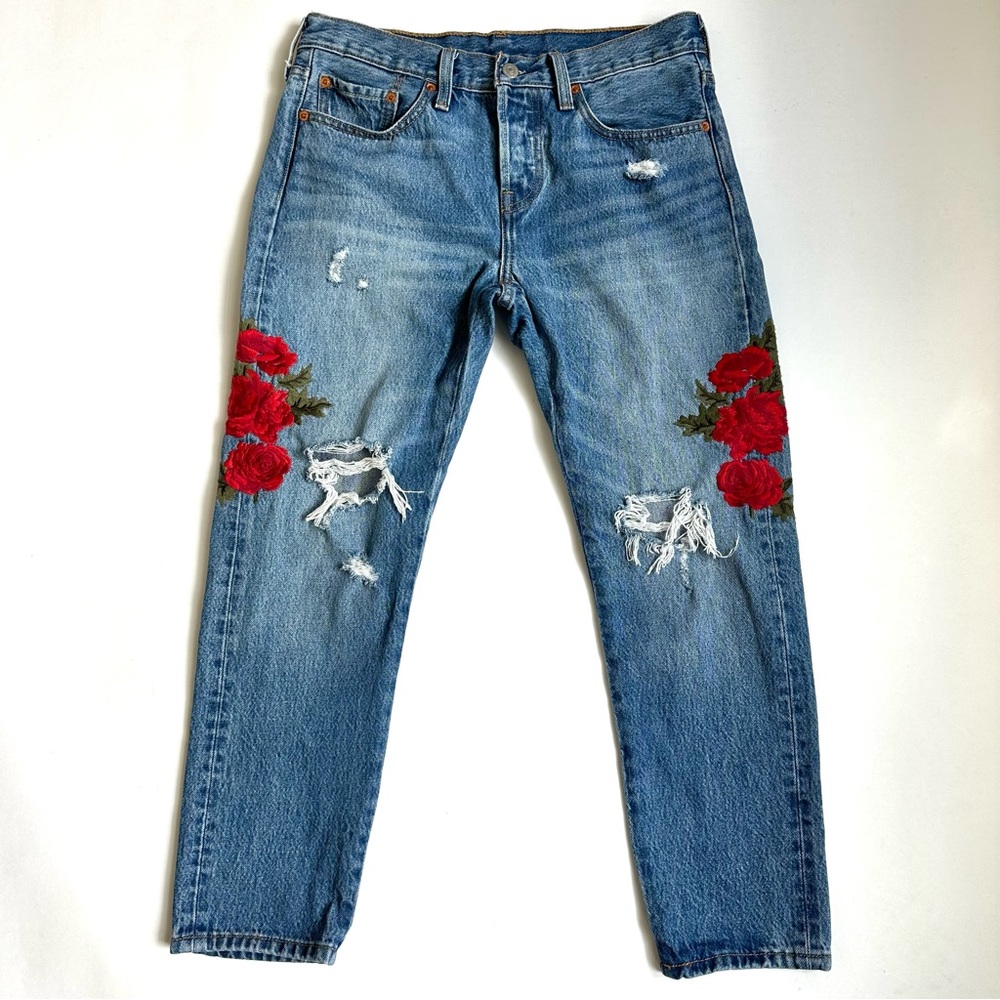 Anthropologie x Levi’s 501 Floral Embroidered Distressed Cropped Taper 27 - Picture 3 of 16